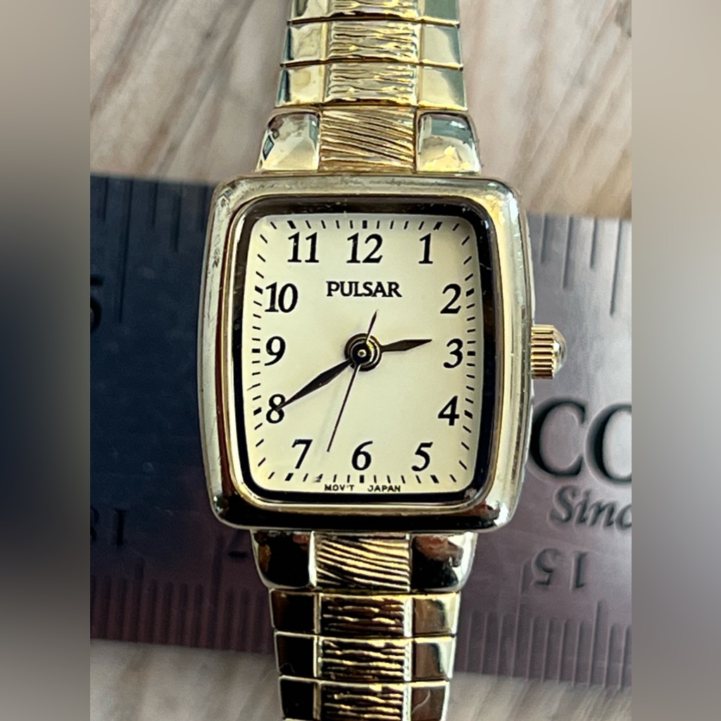 Pulsar Vintage Ladies Watch GoldTone Stretch Bracelet Square GoldTone Dial